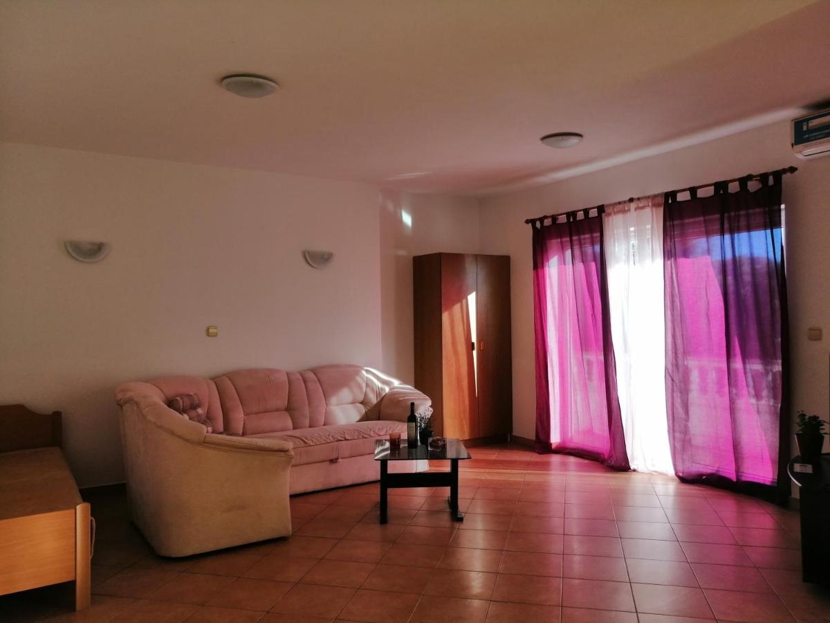 ראב Apartments Fafandjel מראה חיצוני תמונה
